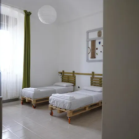 House Sud Est Penzion