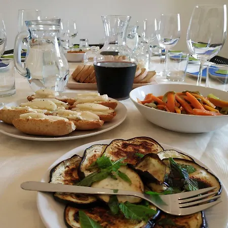 House Sud Est בית הארחה מנדוריה